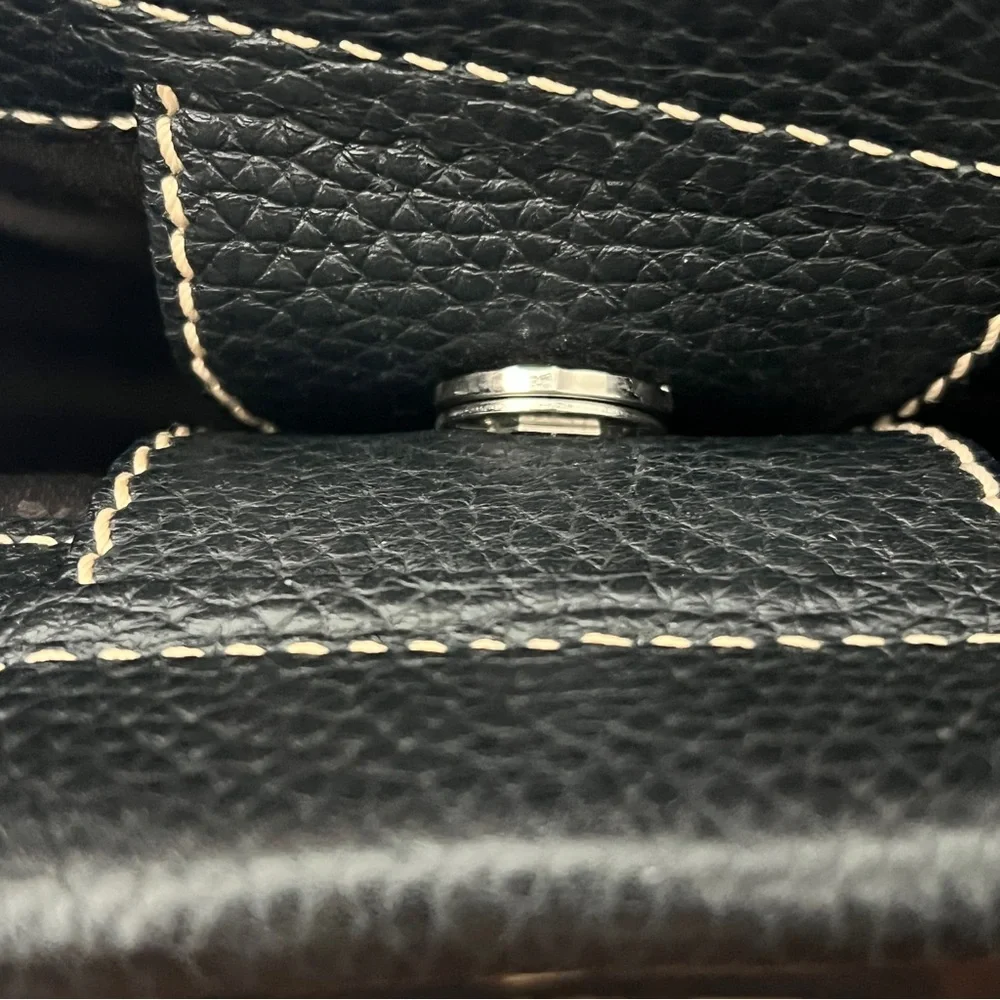 PRISTINE LANCEL CROISSANT SHOULDER BAG IN PEBBLED LEATHER NO SIGNS OF WEAR_10